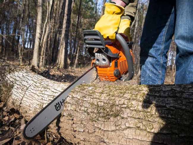 Husqvarna 450 Chainsaw Review | OPE Reviews
